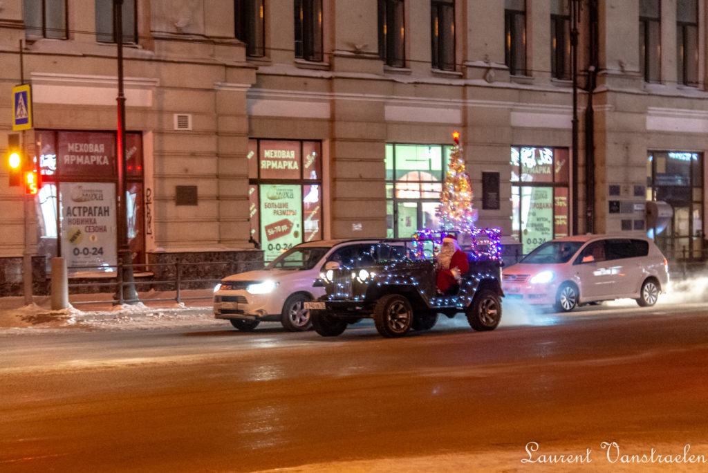 Ded Moroz car in Tomsk
